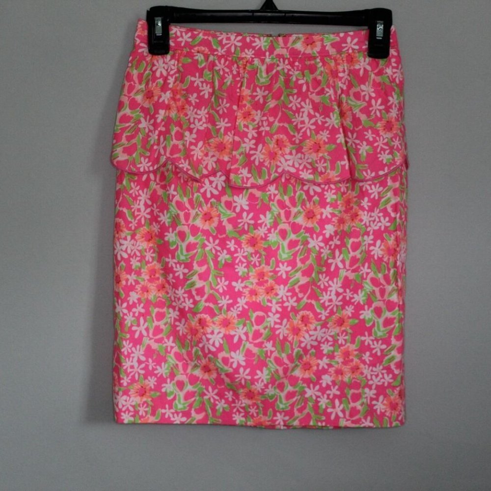 ✨2/$20 Lilly Pulitzer Peplum Thyme Floral Ruffle Pencil Skirt Pink Size 0 H10683 - Picture 2 of 9